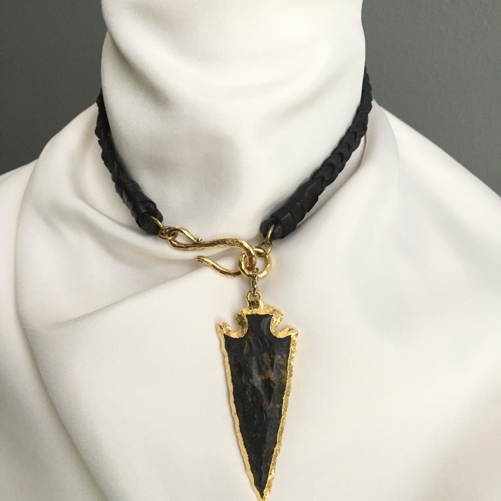 Jasper Agate Arrowhead Deerskin Leather Choker - Picture 7 of 8